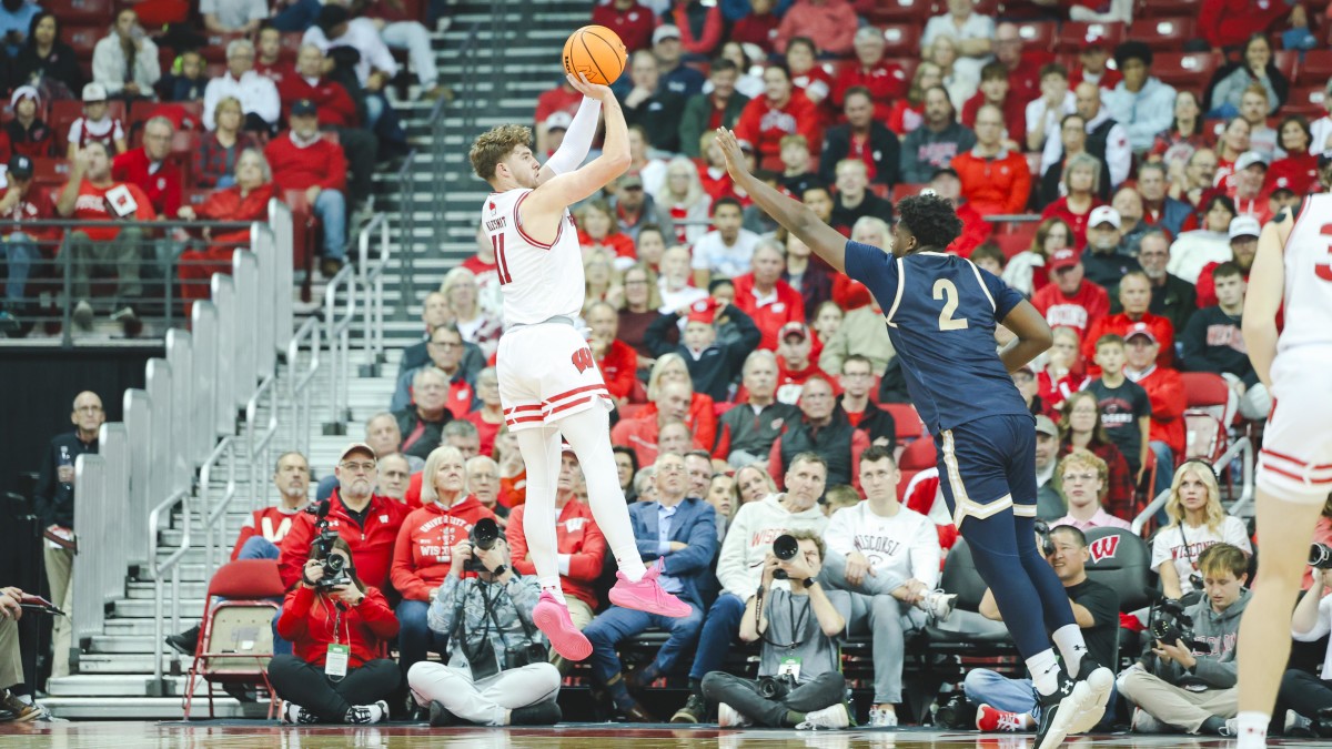 Wisconsin Basketball Rides Roaring Performance By Klesmit Over Bobcats ...