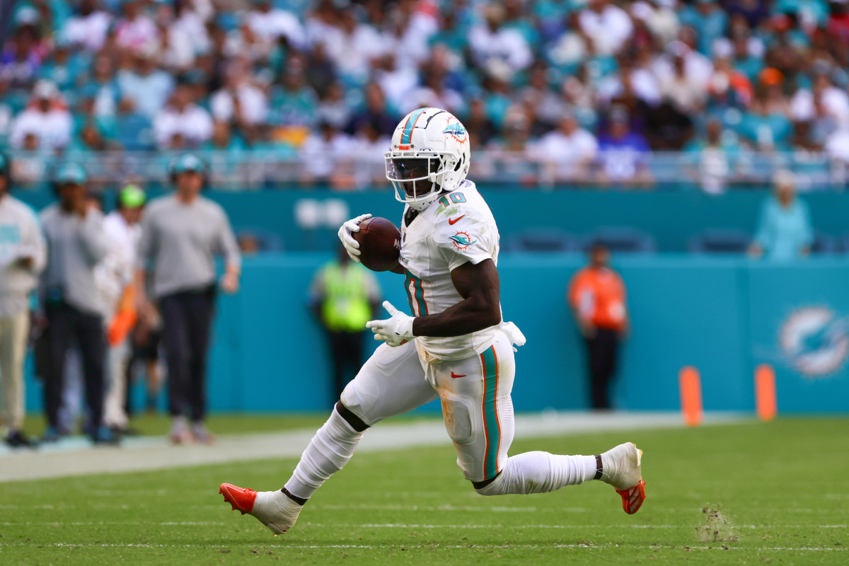 Miami Dolphins wide receiver Tyreek Hill