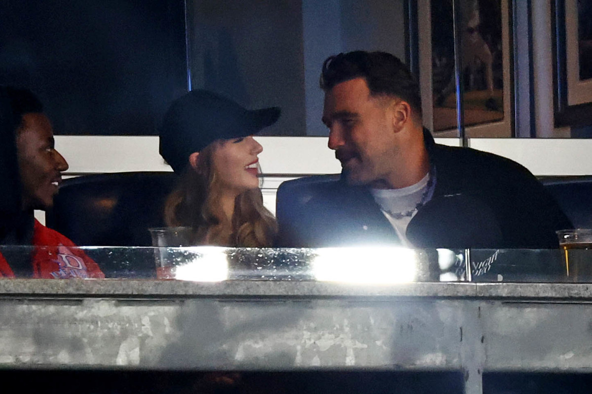 Kansas City Chiefs tight end Travis Kelce and Taylor Swift at Yankee Stadium on Oct. 14, 2024.