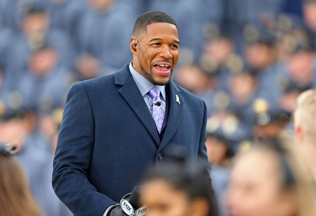 New York Giants Proudly Announce Michael Strahan's Major College Football  Hall of Fame Accomplishment - Athlon Sports