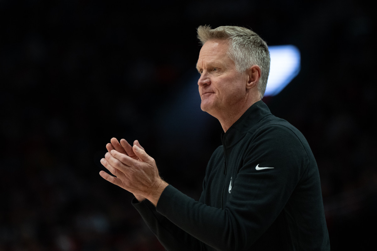Steve Kerr Makes Announcement on Warriors Lineup as Star Gets Ready to