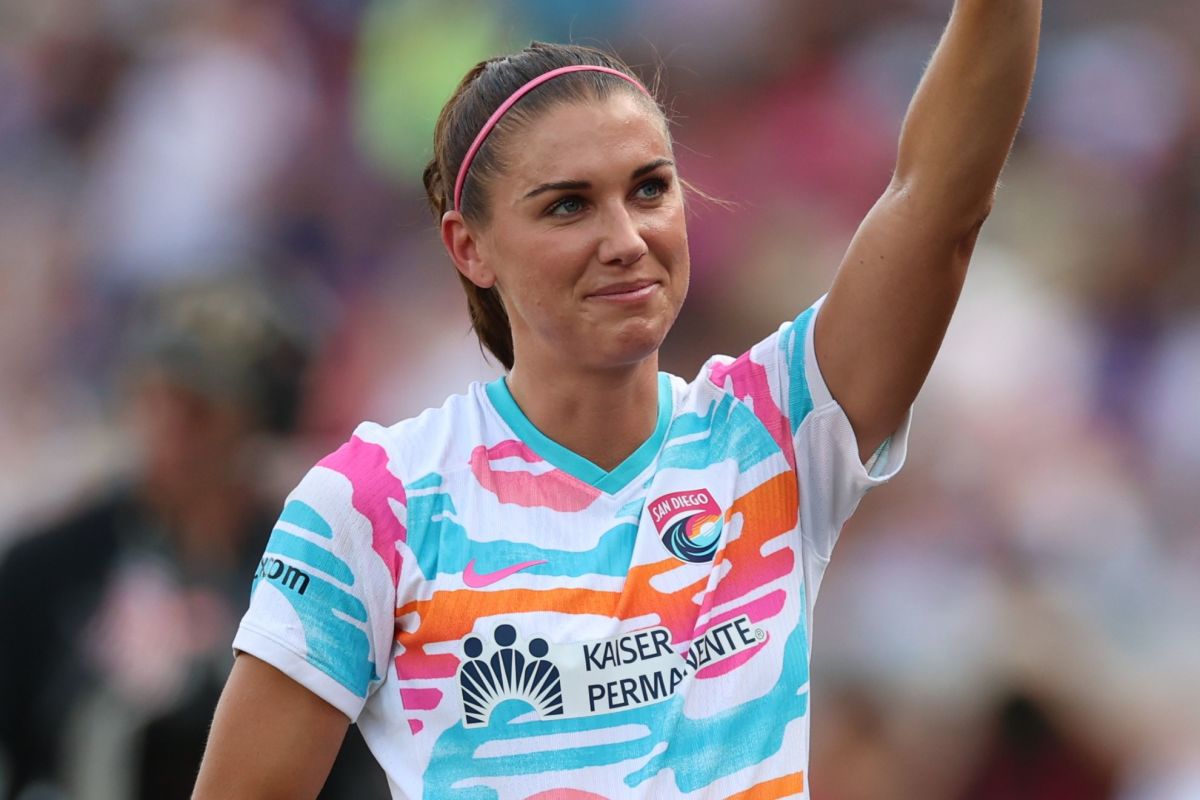 Alex Morgan s Jersey Remains No. 1 Even in Retirement Athlon Sports