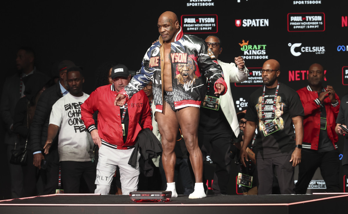 Mike Tyson's TwoWord Message Before Jake Paul Fight Captures Attention Athlon Sports