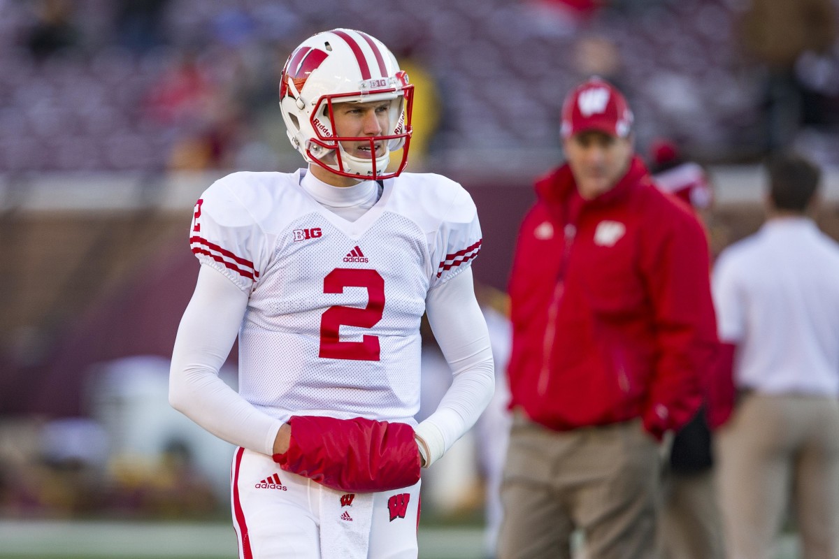 Former Wisconsin Football Quarterback Offers Advice to Braedyn Locke ...