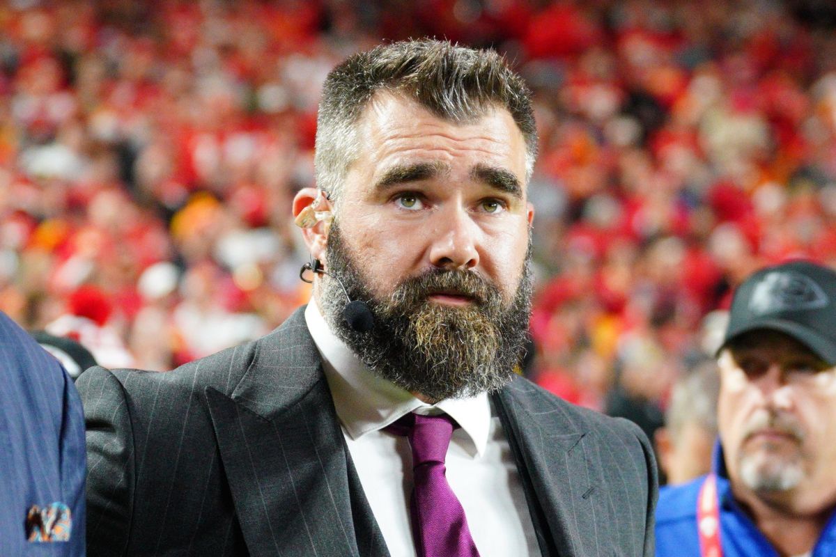 Jason Kelce Turns Heads With Personal Announcement on Sunday - Athlon Sports