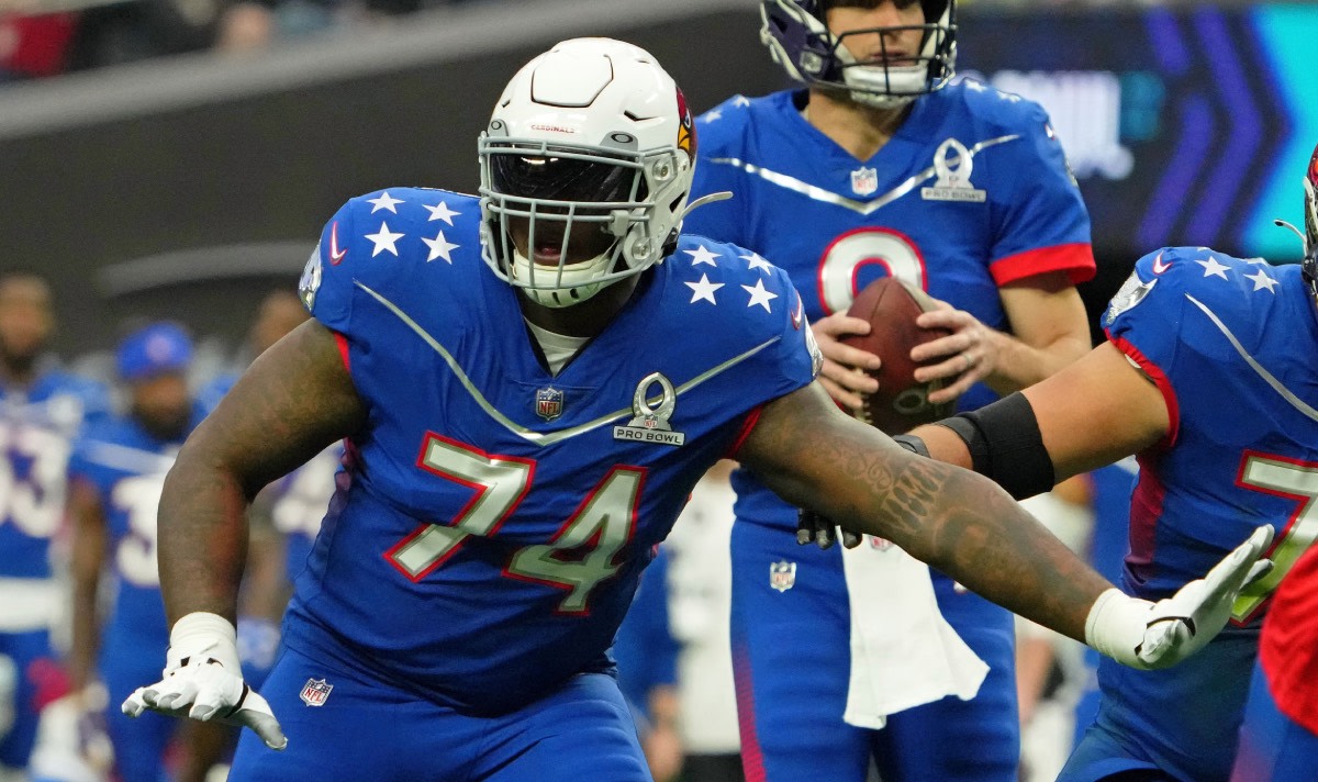 NFC tackle DJ Humphries at the 2022 Pro Bowl at Allegiant Stadium.