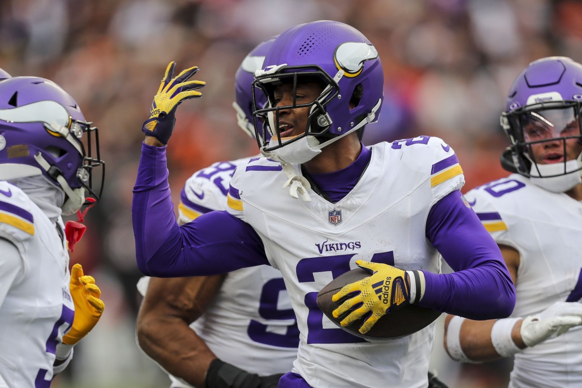 Report: Vikings waive cornerback Akayleb Evans - Athlon Sports