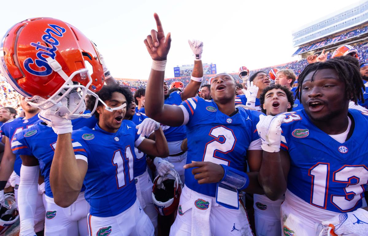 Uf football discount