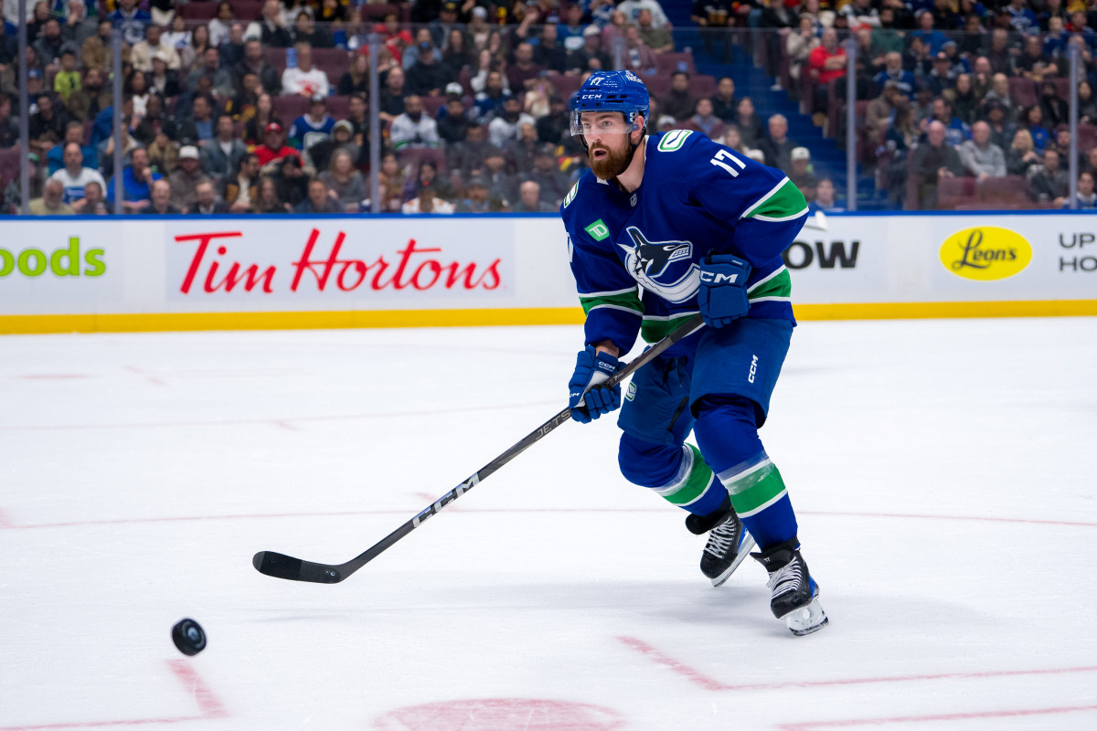 Canucks Get Awful Update On Top-Pair Defenseman Filip Hronek's Injury ...