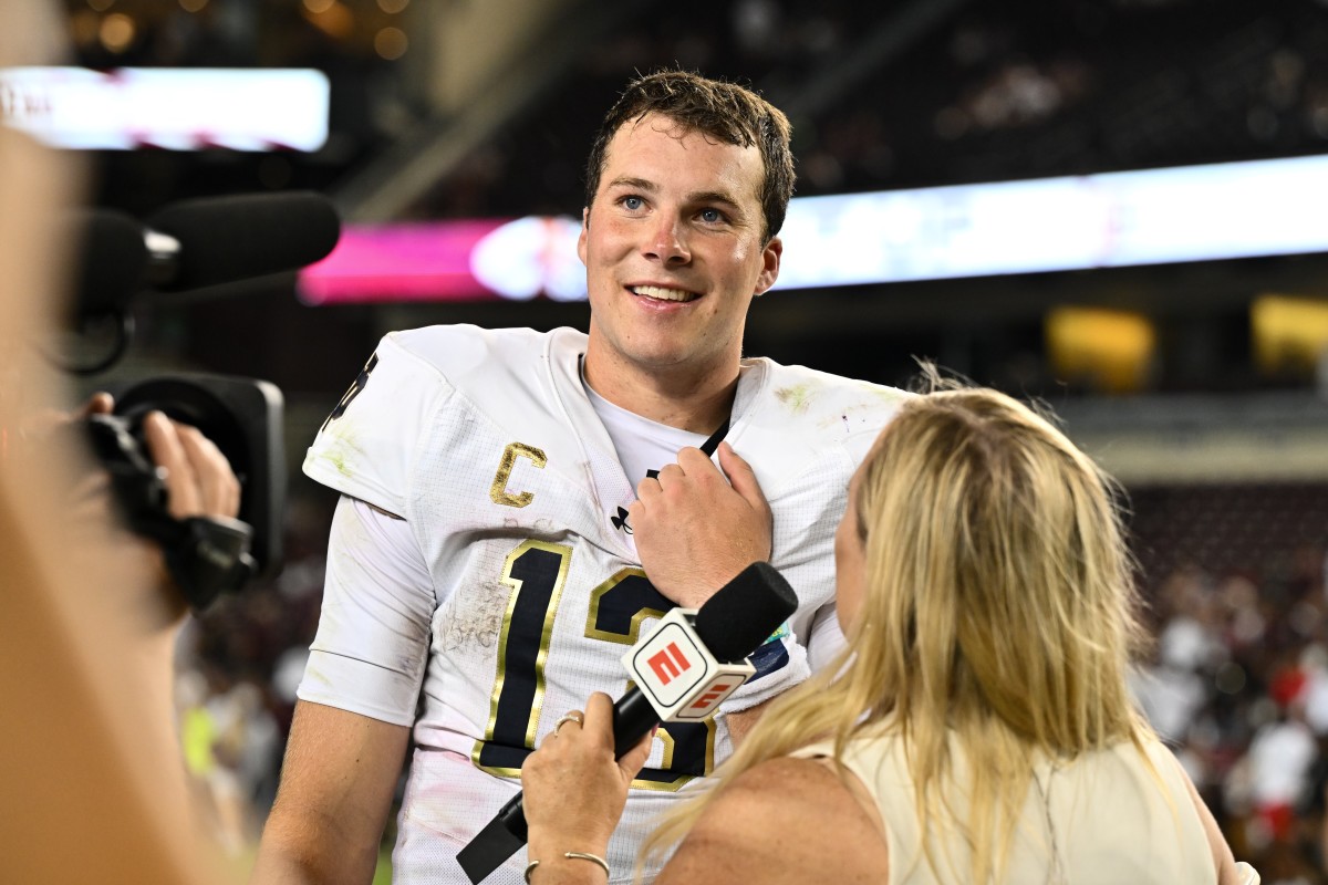 Riley Leonard's Girlfriend Sends 4-Word Message After Notre Dame's Win Over  Georgia - Athlon Sports