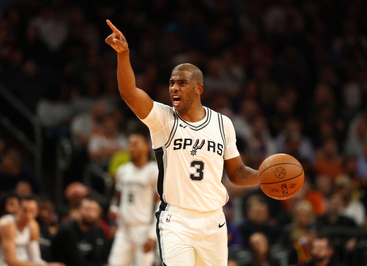 Chris Paul Shoulders Responsibility After Worst Game With San Anotnio