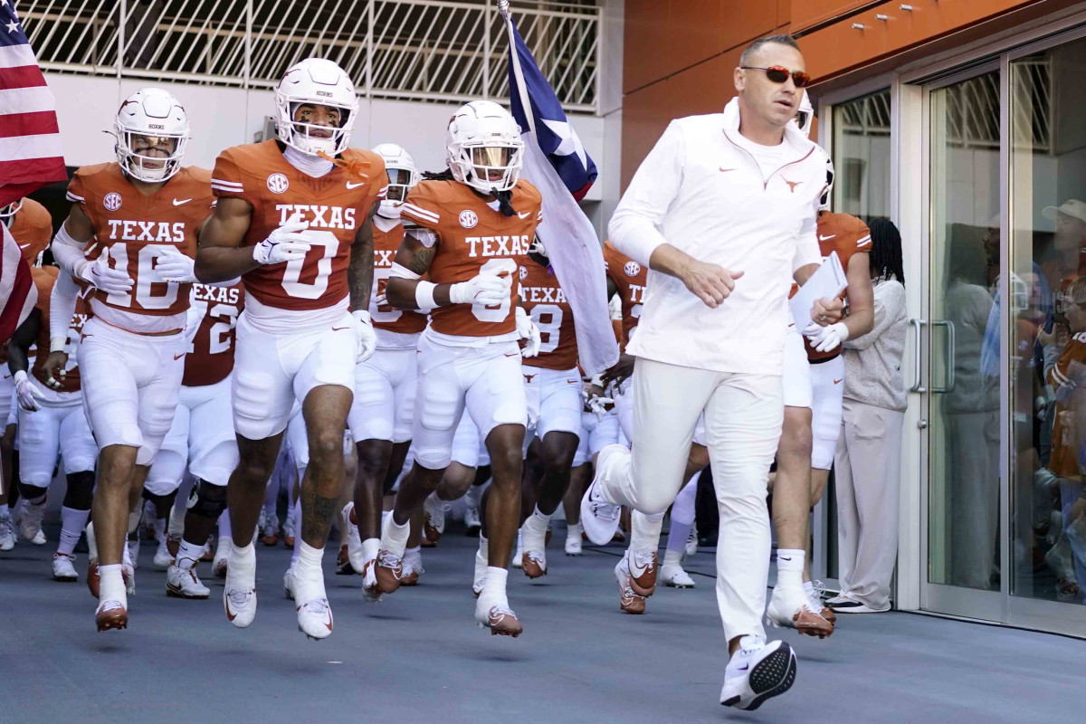 Texas Dealt Multiple Transfer Portal Blows Ahead of College Football  Playoff - Athlon Sports