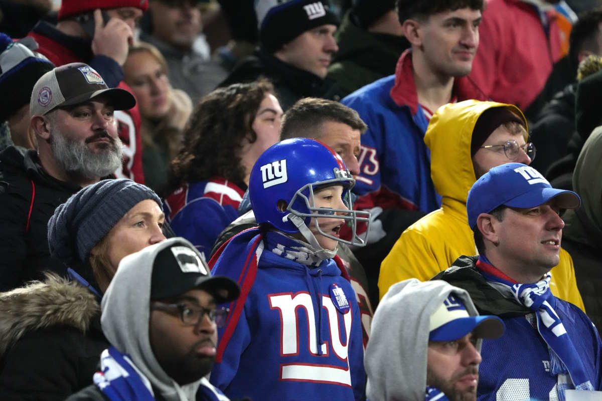 New York Giants Fans Send Clear Message to Owner John Mara With Aerial