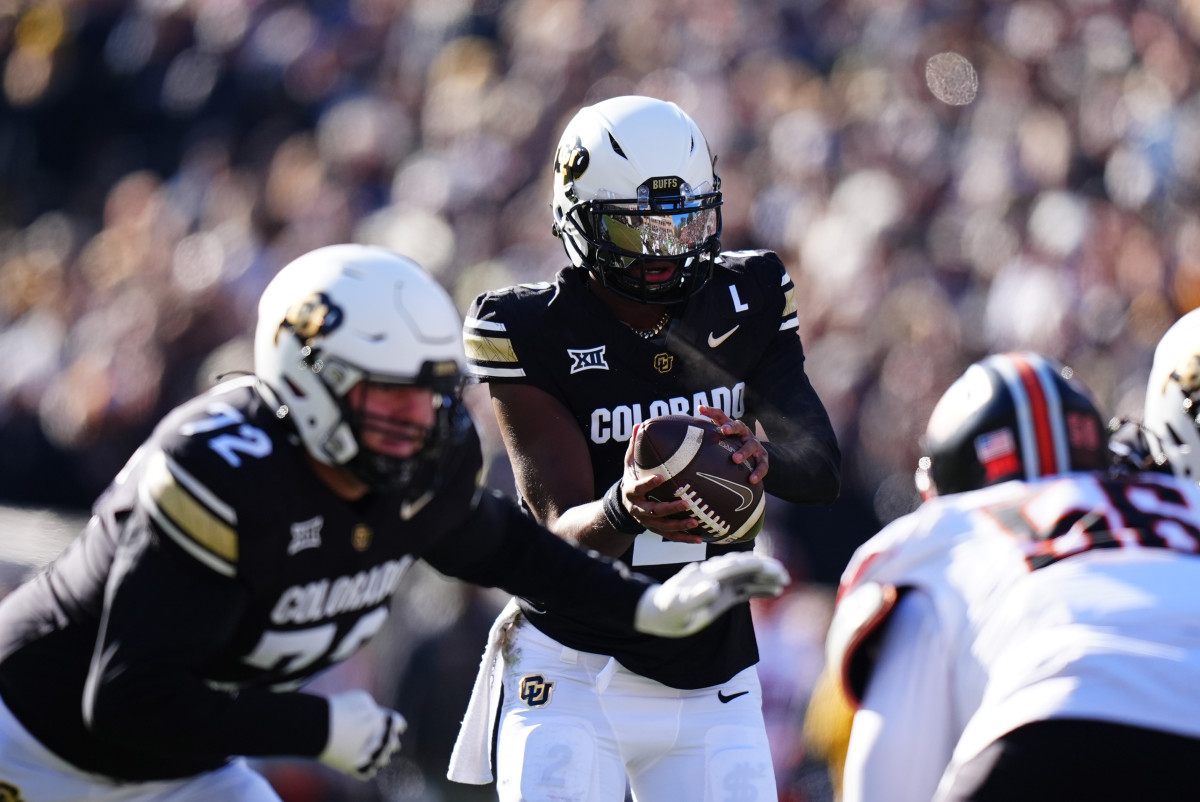 Raiders Trade Up For Star QB In Latest NFL Mock Draft - Athlon Sports