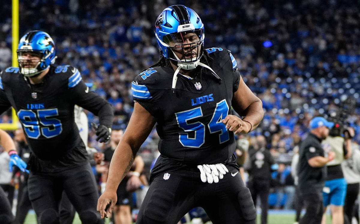 Lions lose another key defensive player to injury against Bills - Athlon  Sports