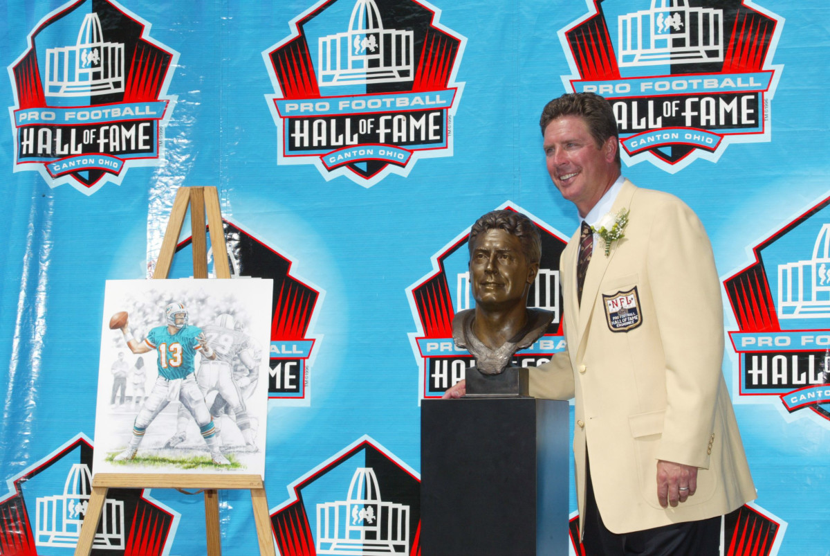 Dan Marino Just Can't Quit Football - Athlon Sports