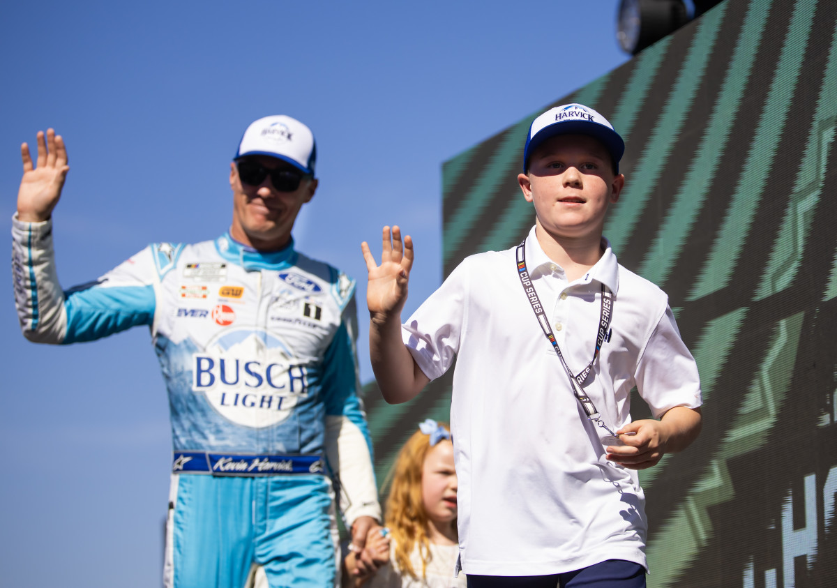 Kevin Harvick and son at Phoenix.