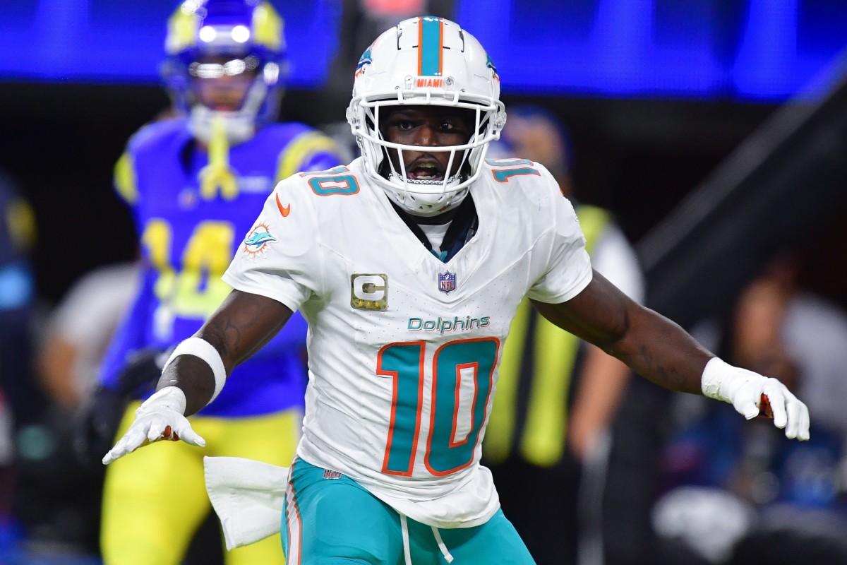 Dolphins Star WR Tyreek Hill Sparks New Trade Rumors With Latest Post -  Athlon Sports