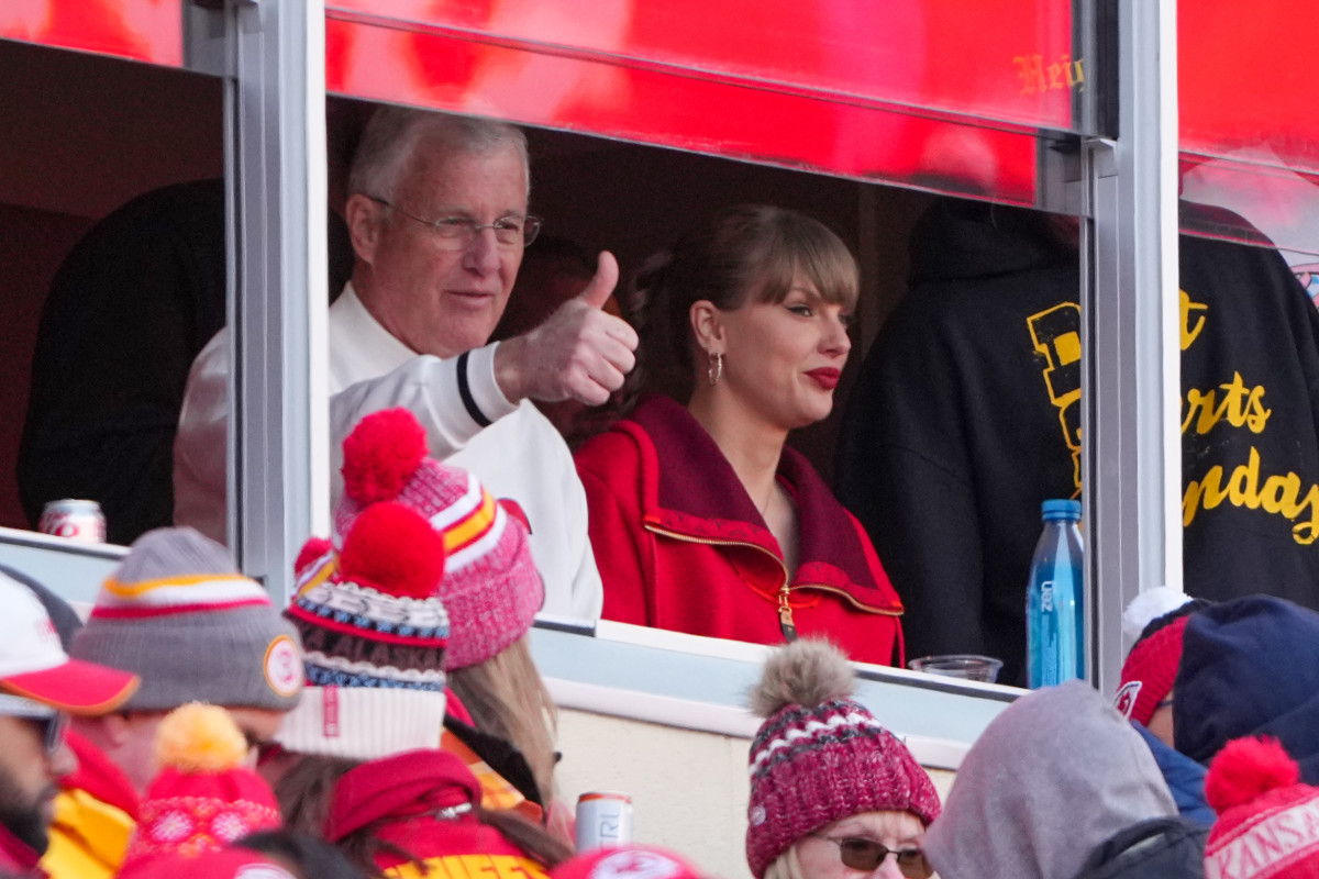 Taylor Swift's Next Chiefs Game Appearance Likely Just Around the Corner - Athlon Sports