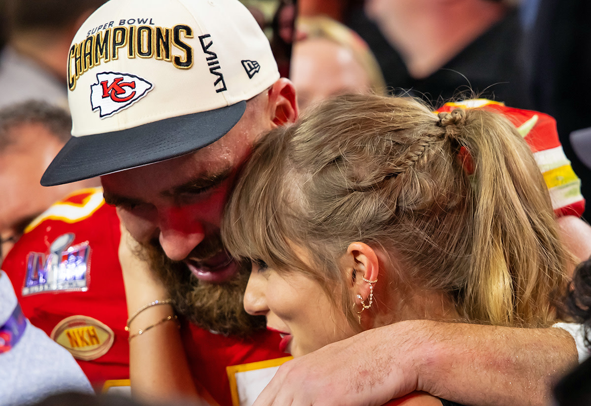 Taylor Swift Reacts to Travis Kelce's Donald Trump-Super Bowl Comments:  Report - Athlon Sports