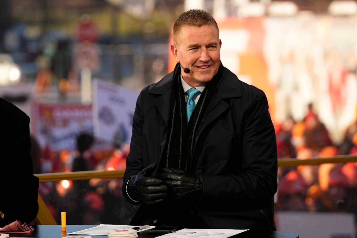 Kirk Herbstreit Predicts Winner Of Georgia Notre Dame Playoff Game Athlon Sports 4086