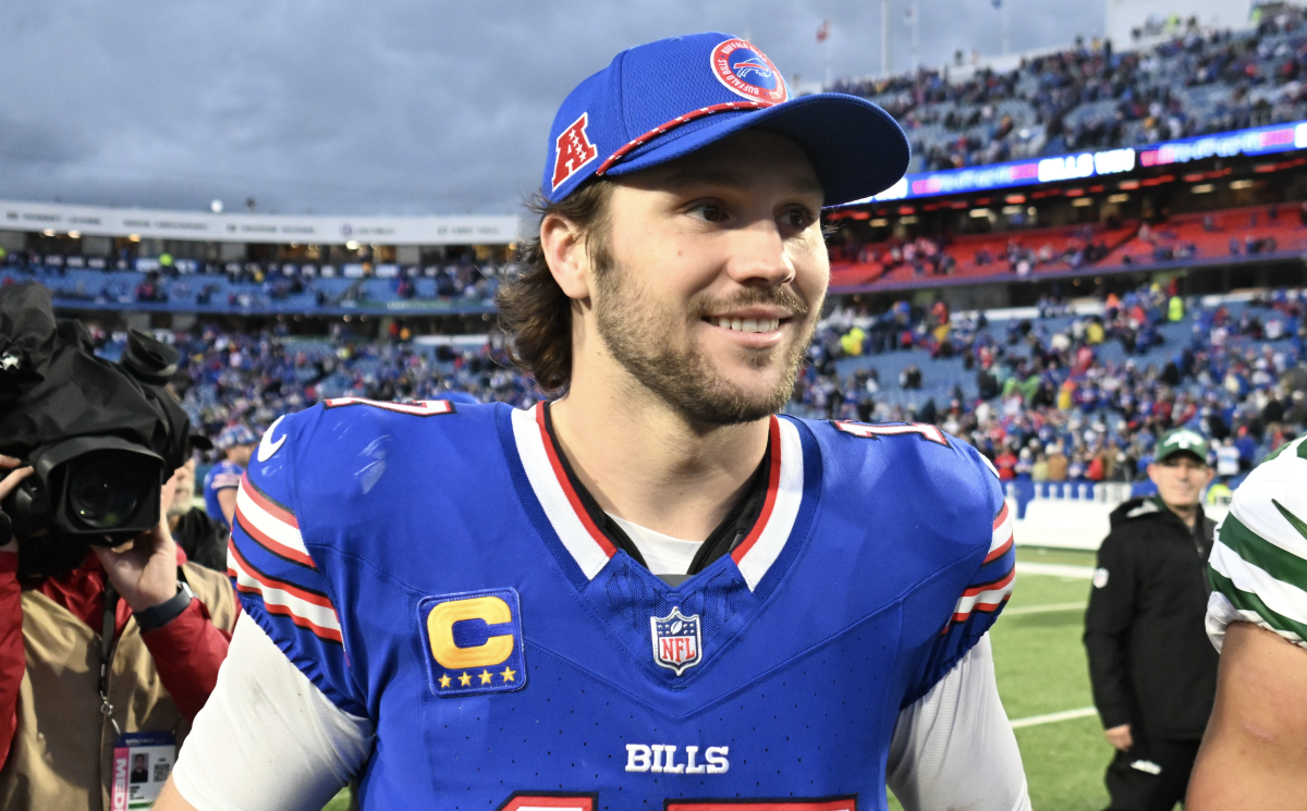 Josh Allen Turns Heads For What He Did After Bills-Jets Game - Athlon Sports