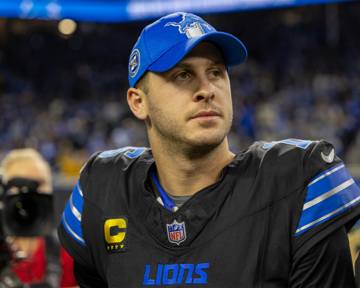 Lions' Jared Goff Surpasses Tom Brady With Milestone Achievement vs. Vikings - Athlon Sports