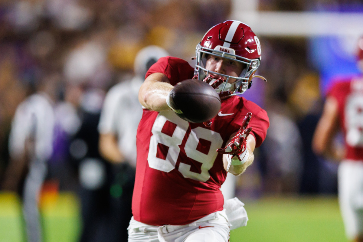 Alabama Crimson Tide tight end Ty Lockwood (89).