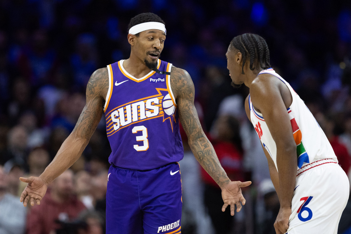 Phoenix Suns guard Bradley Beal during the fourth quarter at Wells Fargo Center.