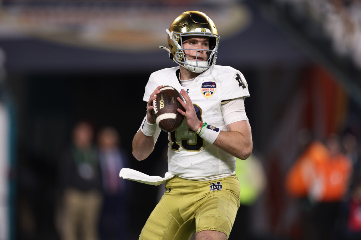 Riley Leonard Sends Three-Word Message Before Notre Dame-Ohio State Game -  Athlon Sports