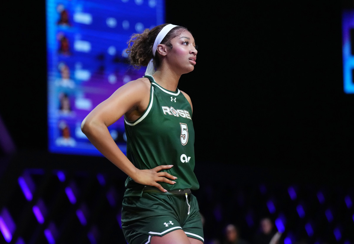 Angel Reese (5) of the Rose takes a moment against the Vinyl during a timeout in the first half of the Unrivaled women’s professional 3v3 basketball league at Wayfair Arena. Mandatory Credit: Jim Rassol-Imagn Images