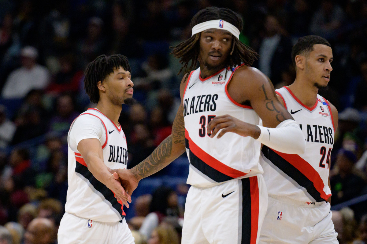 Portland Trail Blazers center Robert Williams III (35).