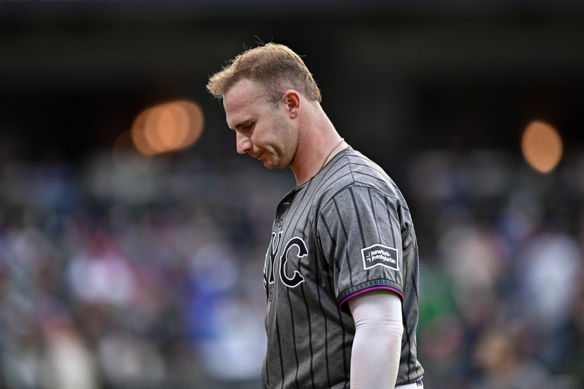 New York Mets first baseman Pete Alonso (20).