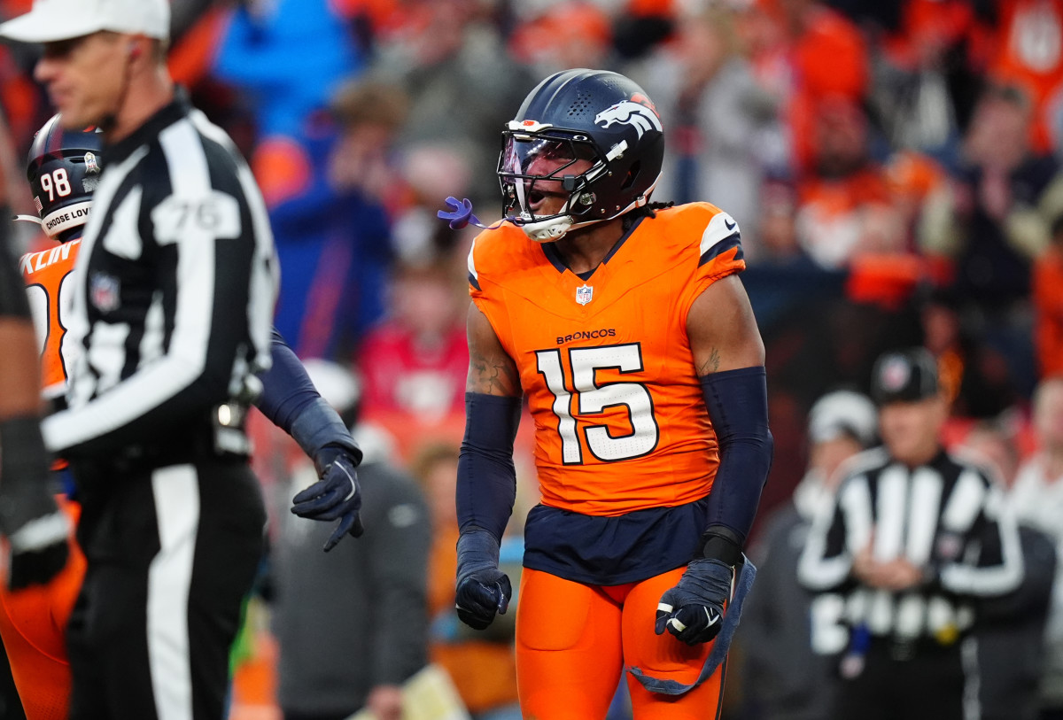 Broncos Star Edge Rusher Told to Bet on Himself in Hunt for New Contract - Athlon Sports