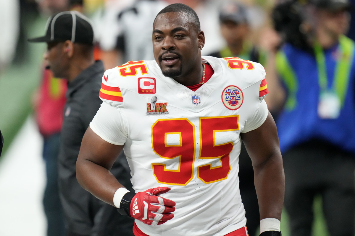 Kansas City Chiefs defensive tackle Chris Jones (95) takes the field before Super Bowl LIX.