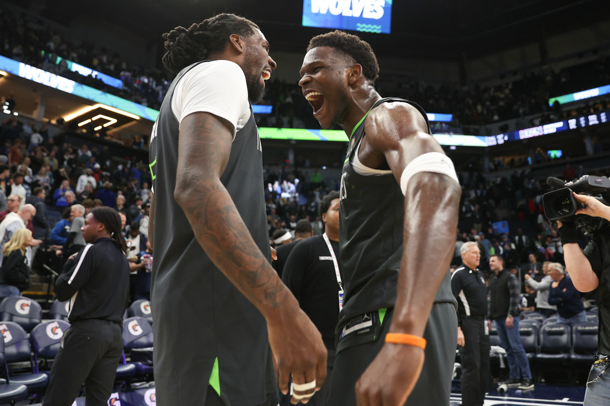 Key Timberwolves Player Forced to Exit Game 1 vs. Warriors With Concerning Injury - Athlon Sports