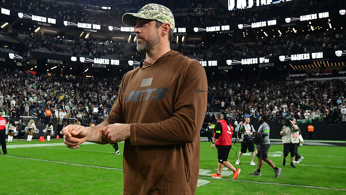 Fans Are Saying the Same Thing About Raiders & Aaron Rodgers After Jets  News - Athlon Sports