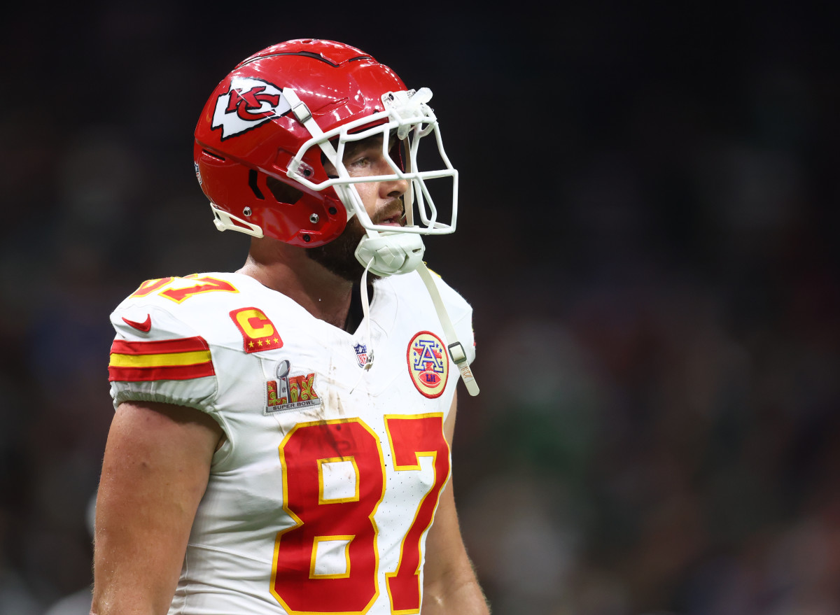 Chiefs Send Four-Word Message to Travis Kelce After Confirming NFL Return -  Athlon Sports