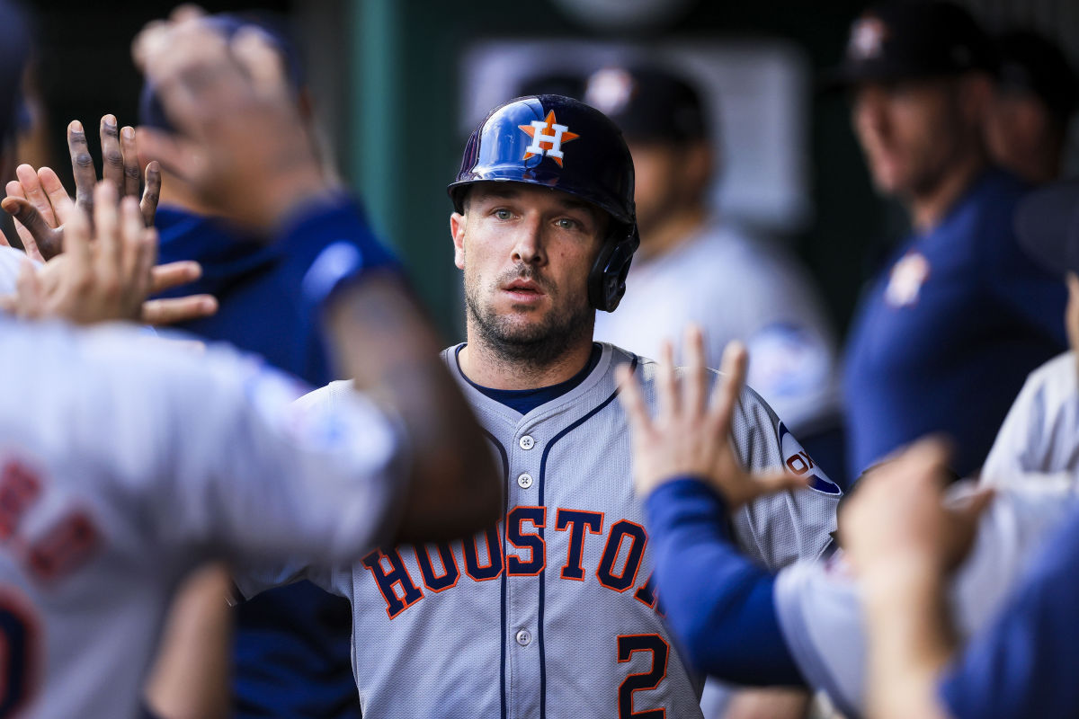 Alex Bregman'S Emotional Return: Standing Ovation, Hr, But The Astros Shocked Us! - bmpmdii