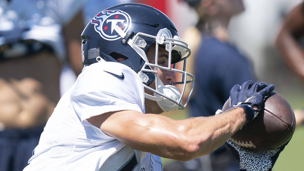 Former Titans Draft Pick WR Signs With New Team After Winning Super Bowl -  Athlon Sports