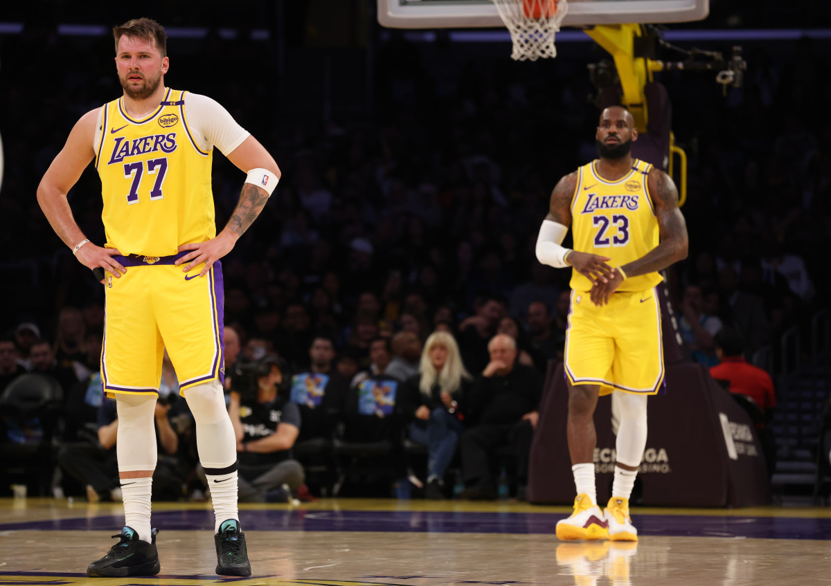 Luka Doncic Makes Unfortunate NBA History in Third Lakers Game - Athlon  Sports