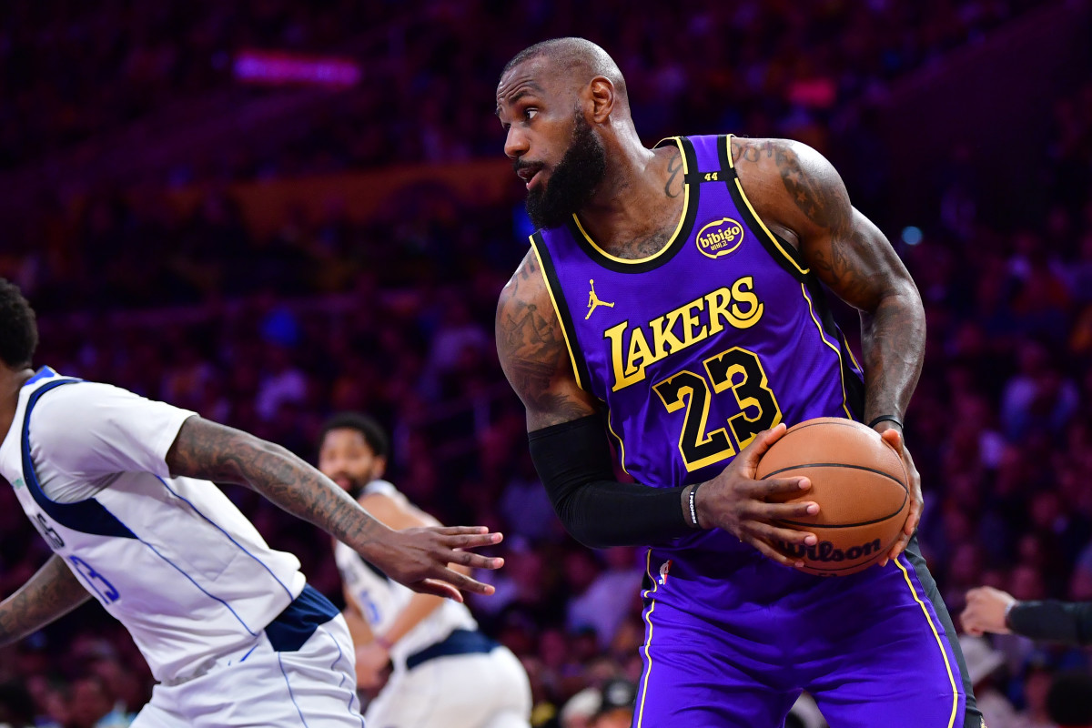 LeBron James Comments on Lakers' Video Honoring Anthony Davis - Athlon  Sports