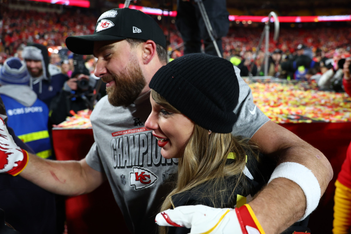 Pop icon Taylor Swift and Kansas City Chiefs tight end Travis Kelce at Arrowhead Stadium.