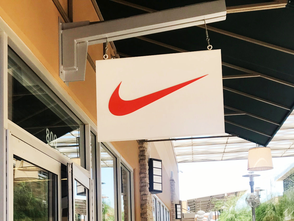 new nike sign