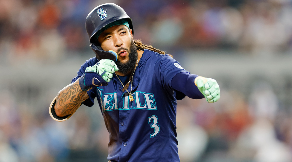 Seattle Mariners Shortstop Breaks Record Held by Ichiro - Athlon Sports