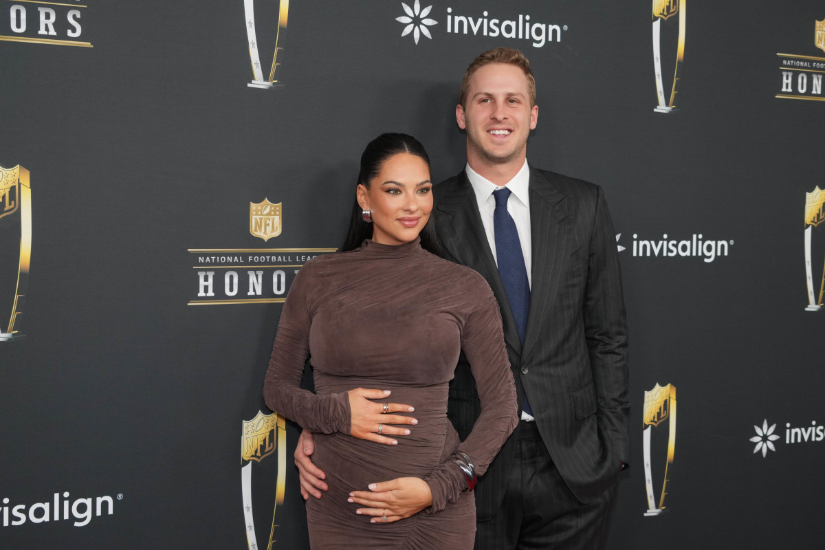Jared Goff and his wife Christen Harper on the red carpet before Super Bowl LIX NFL Honors at Saenger Theatre. Mandatory Credit: Kirby Lee-