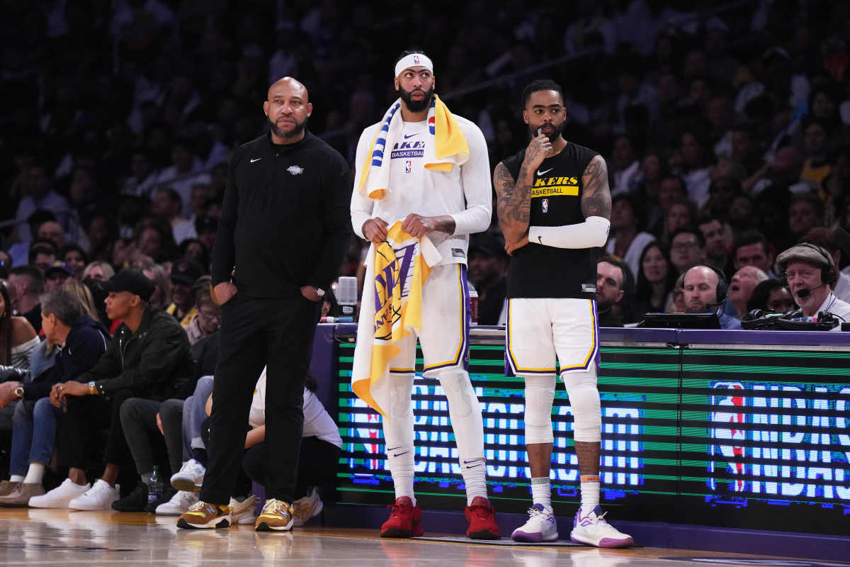 Mavericks Linked to Ex-Lakers Star After Kyrie Irving News - Athlon Sports