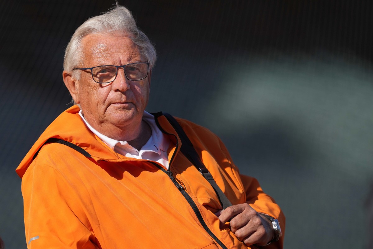 Longtime Giants Broadcaster Turns Heads With Direct Shot at Rival Athletics  - Athlon Sports