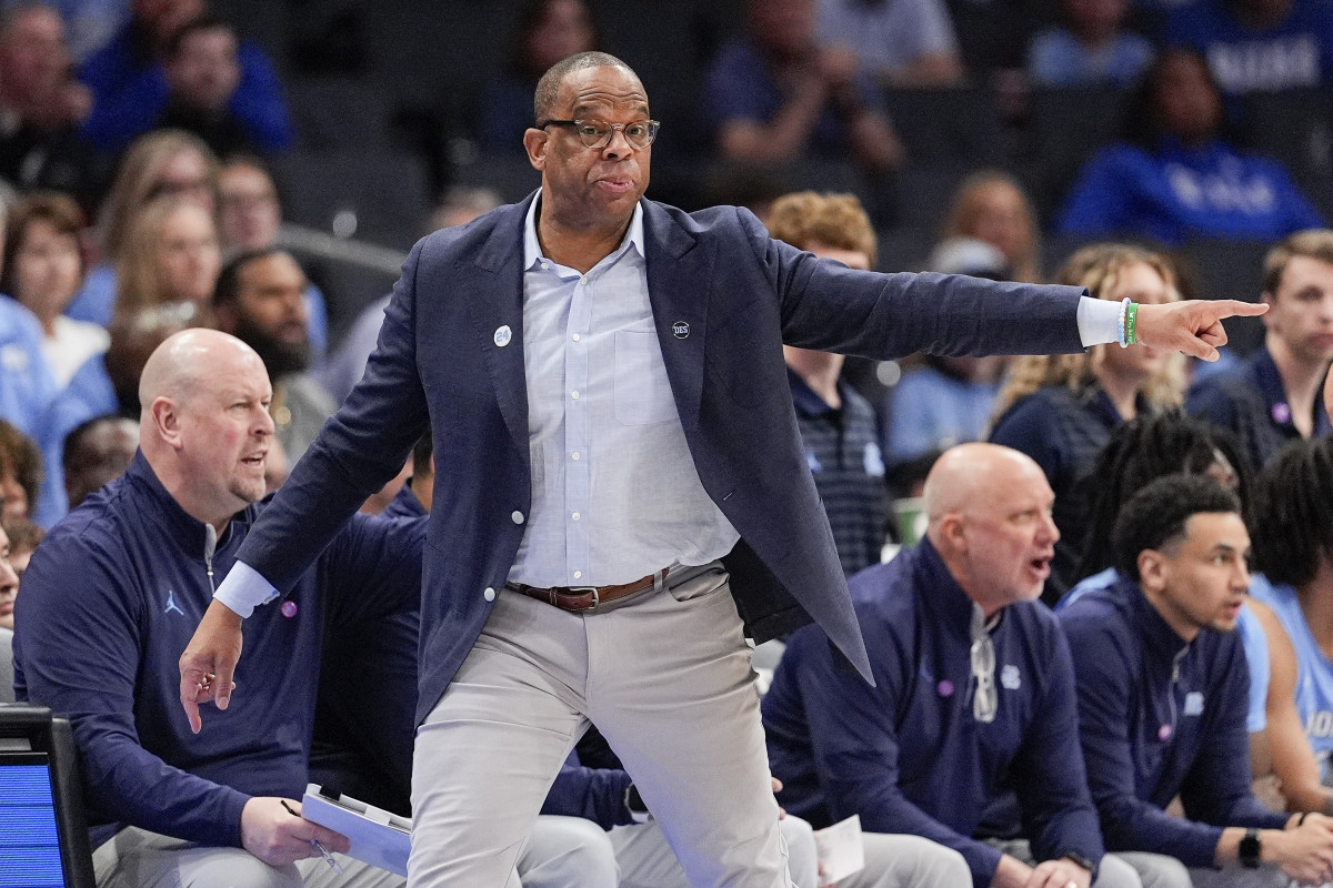 North Carolina head coach Hubert Davis.