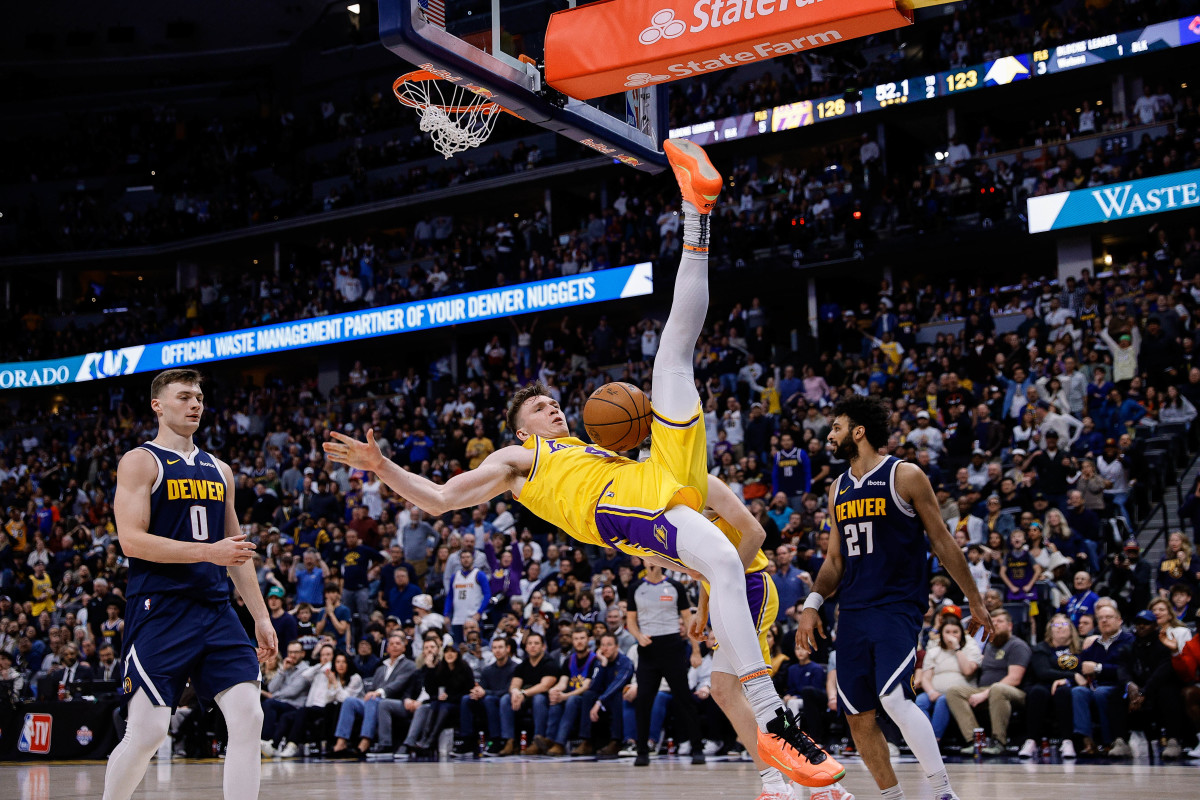 Lakers Make Dalton Knecht Announcement After Terrifying Moment in Nuggets Game - Athlon Sports